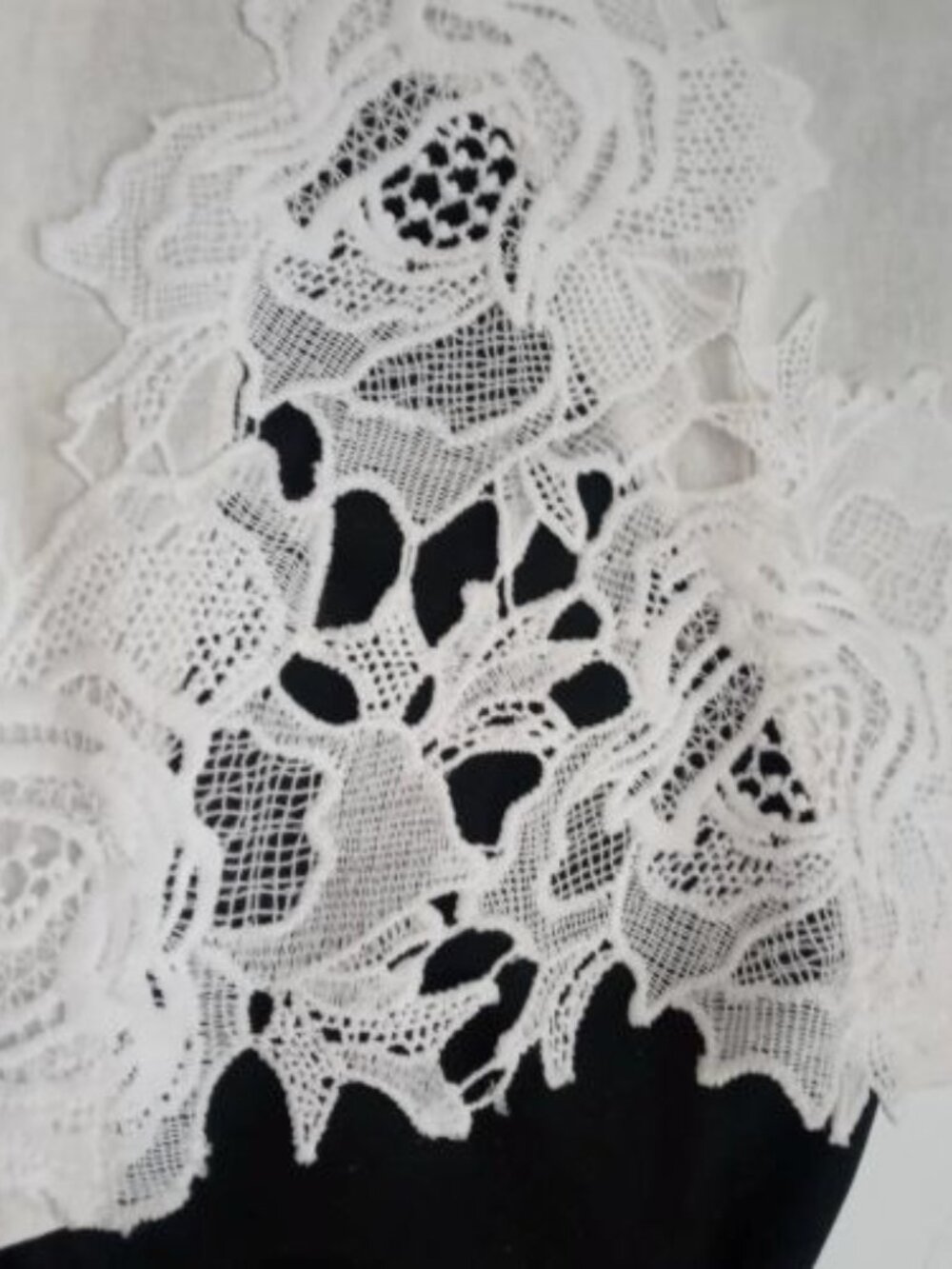 Ashley Stewart  Sz 24 Linen Blend Wide Pant Decorative Cut Out Crochet Hems